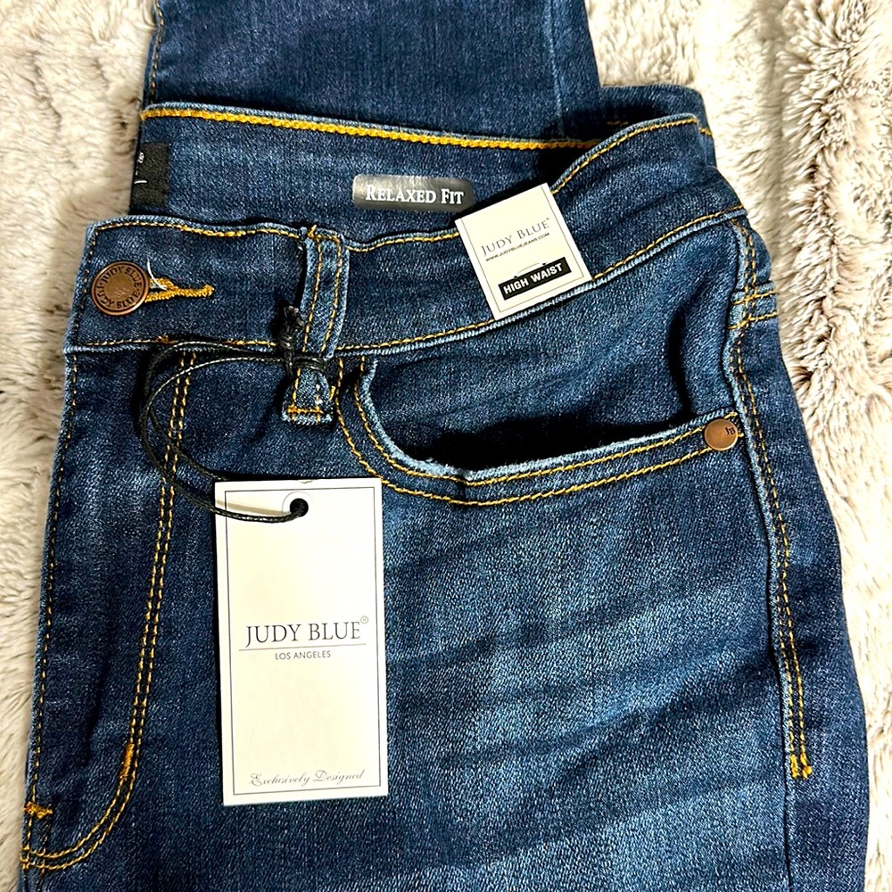 Judy Blue high waisted jeans 11/30. Never worn
